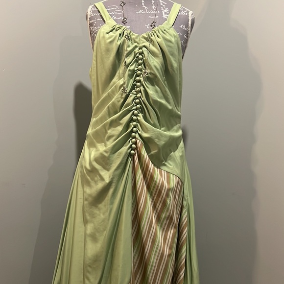 New - Picture 1 of 6